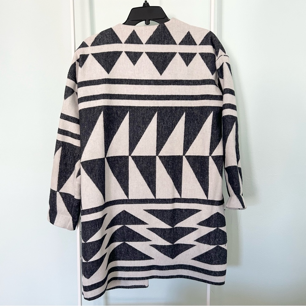 ASOS Geometric Pattern Coatigan - Picture 2 of 5